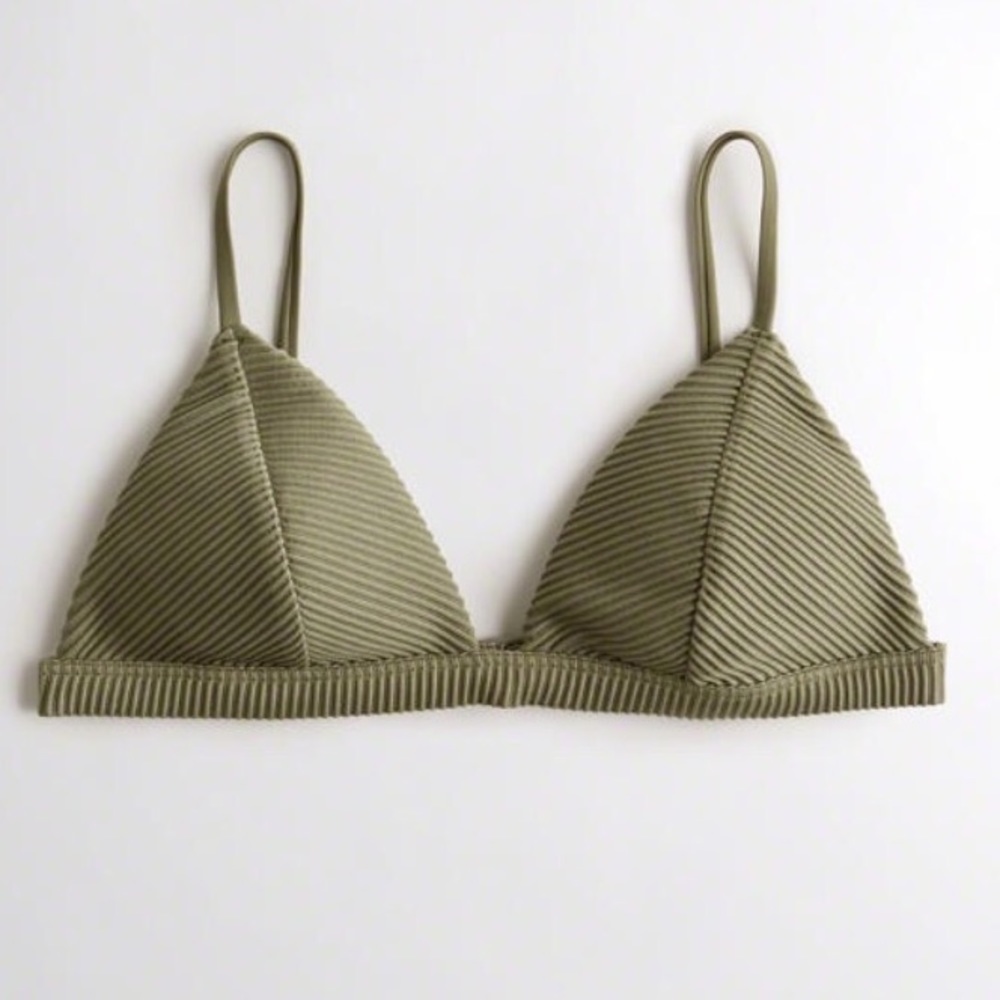 💖MAKE OFFER💖NWOT OLIVE HOLLISTER BIKINI TOP